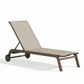 Sonnenliege 200 x 65 x 35 cm Beige mit Metallgestell verstellbarer Rückenlehne und Rollen